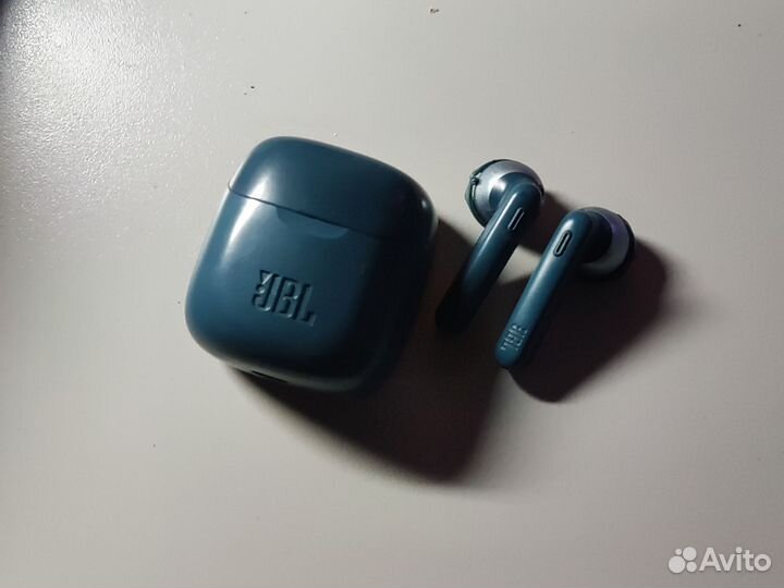 Беспроводные наушники jbl tune 225 tws