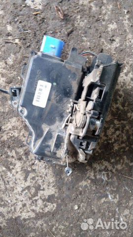Замок двери задней правой Skoda Octavia (A5 1Z) 2