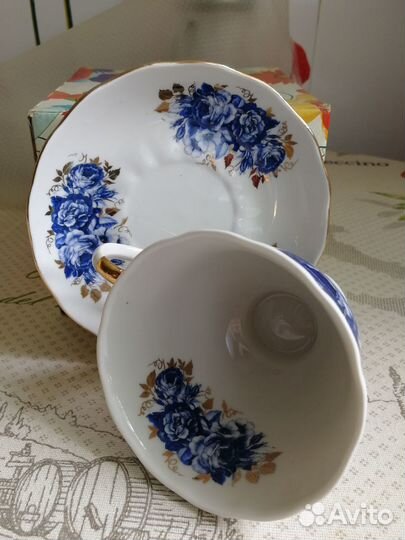 Фарфоровая чайная пара