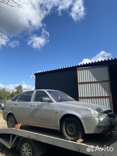 LADA priora хэтчбек (разбор на запчасти)