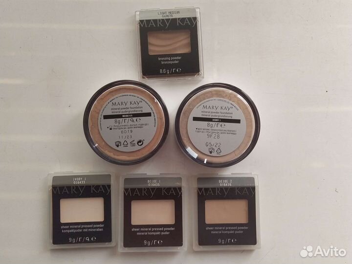 Тональный крем и пудра Мary Kay