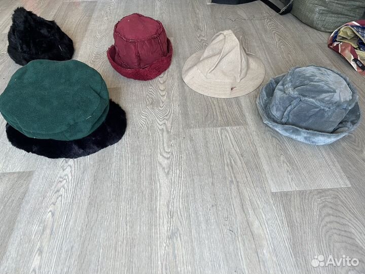 Шапки женские