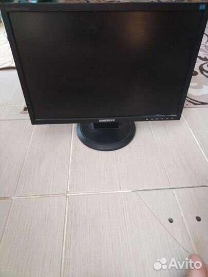 Монитор Samsung 923nw