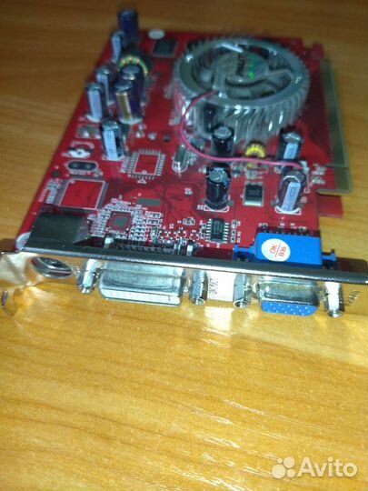 Видеокарта 7300 GS