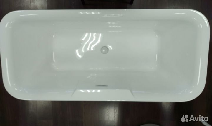 Отдельностоящая акриловая ванна Norro-5036