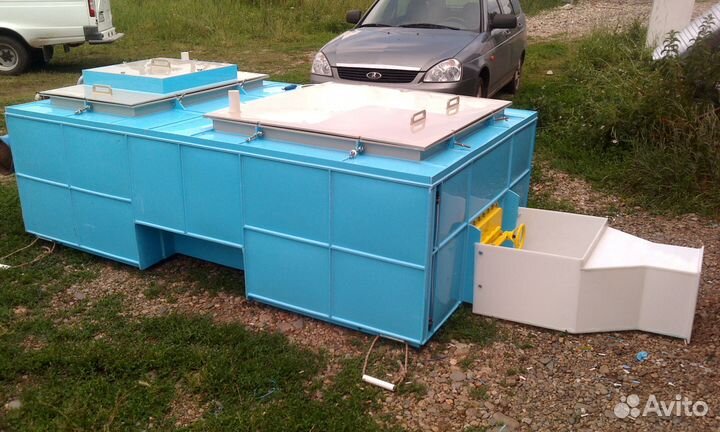 Емкость контейнер для перевозки живой рыбы