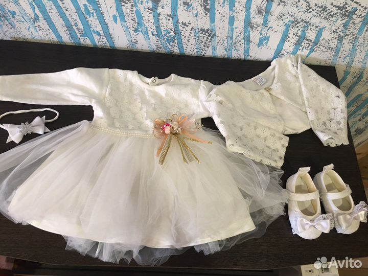 Платье праздничное