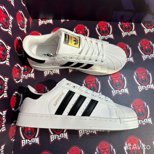 Кроссовки adidas superstar