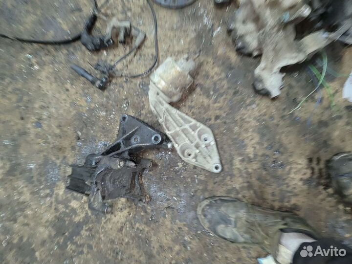 Подрамник на опель вектра