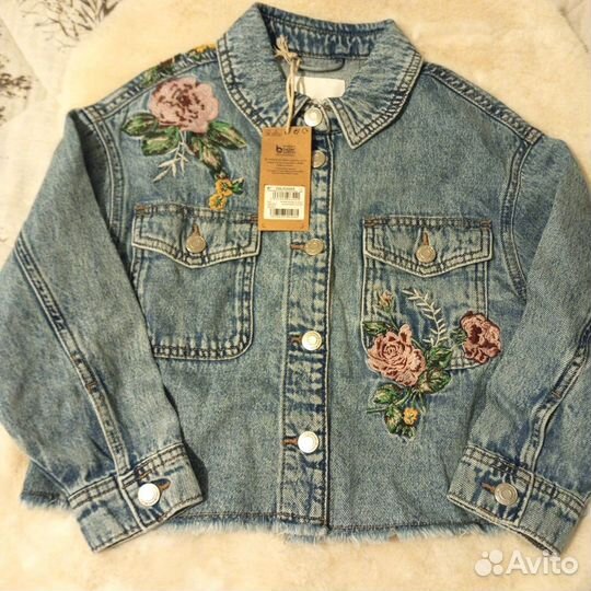 Куртка джинсовая на девочку 7лет. Next