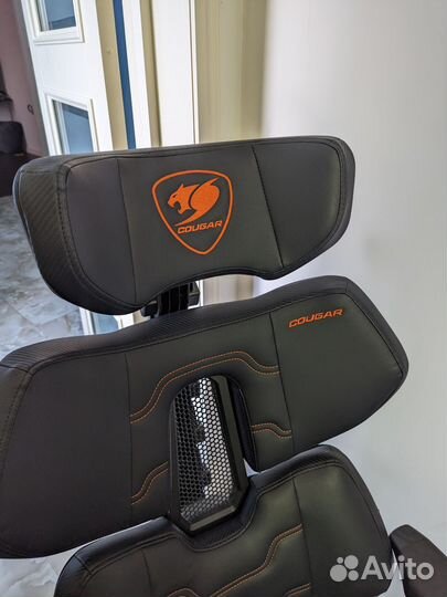 Компьютерное кресло