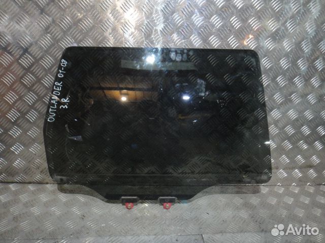 Стекло Outlander (01-08) зад R б\у