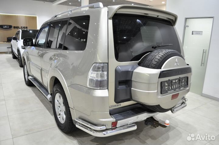 Mitsubishi Pajero 3.2 AT, 2010, 186 000 км