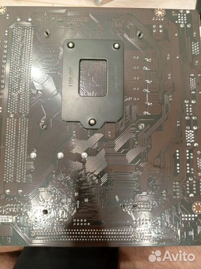 Материнская плата с процессором
