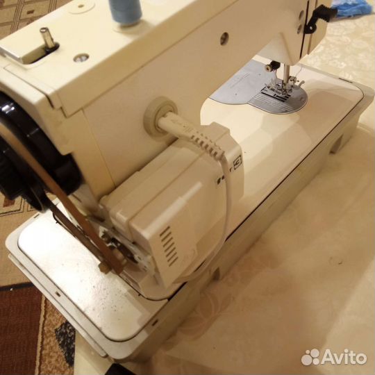 Швейная машина Veritas rubina