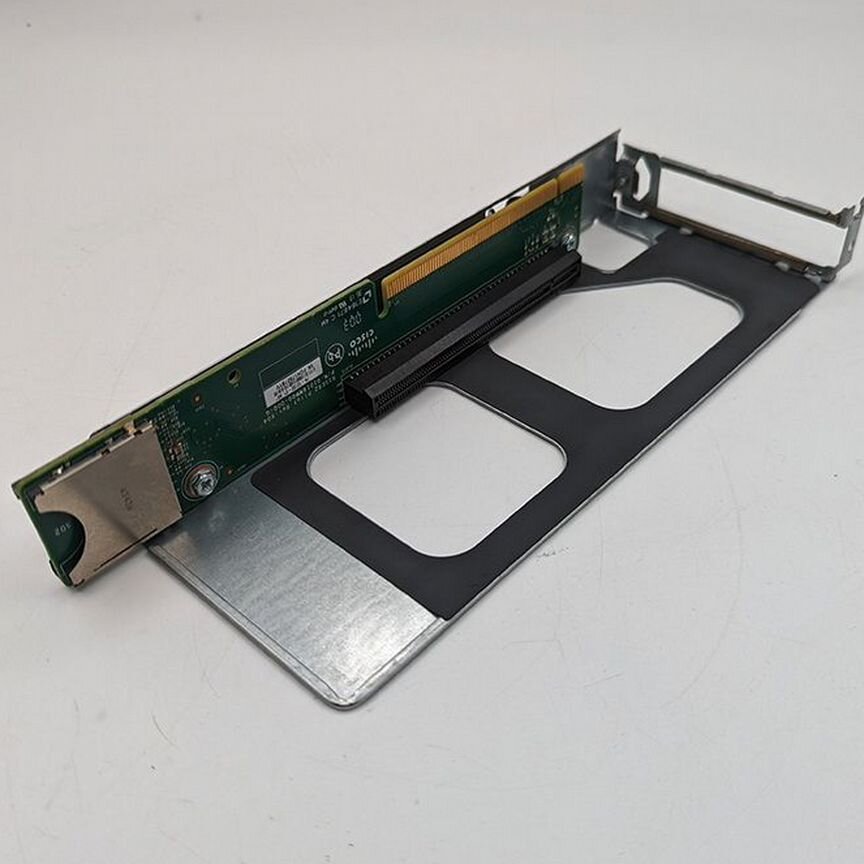 [01016WW00-000] Riser Card 74-10152-01, 01016ww00-000-G, Cisco Ucs
