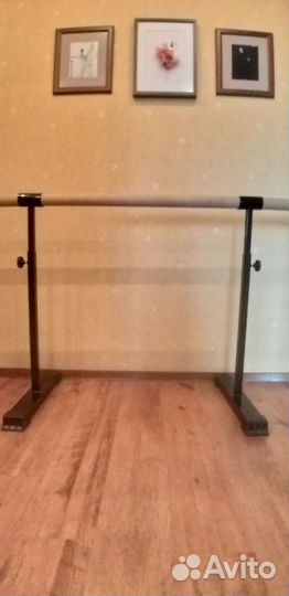 Мобильный балетный станок однорядный