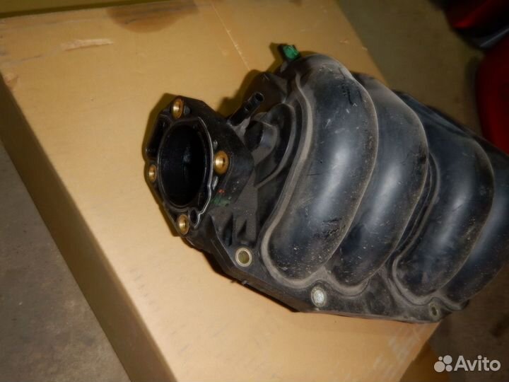 Коллектор впускной Honda CR-V II