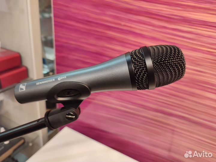 Микрофон вокальный динамический Sennheiser E845