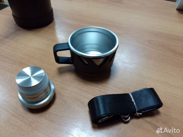 Термос Следопыт Dakar 1,9 литра складные ручки