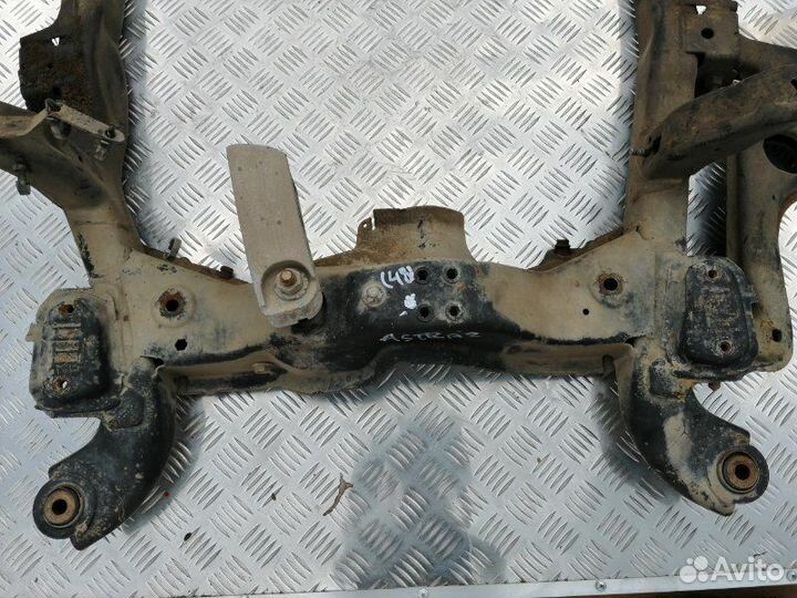 Подрамник передний Opel Astra H L69 Z16XER 2009