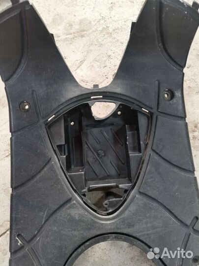 Пол для скутера Vento Zip R3i /Stels Skif 50