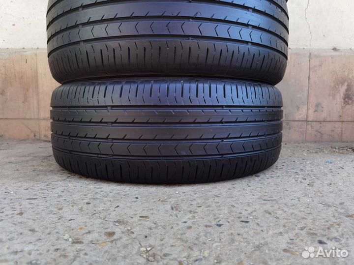 Continental ContiPremiumContact 5 215/55 R17 94V