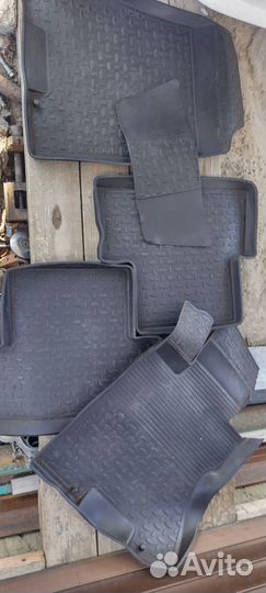 Автомобильные коврики на nissan x-trail