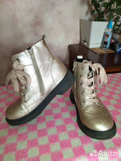 Ботинки для девочки