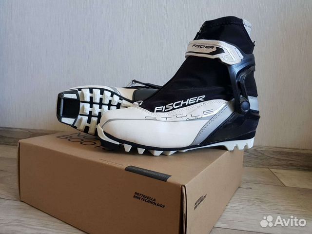 Лыжные ботинки fischer