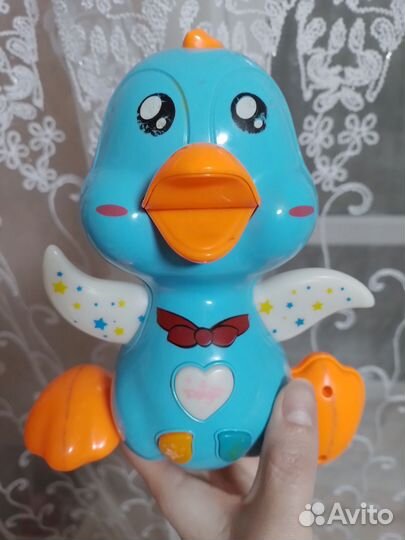 Игрушка пингвин