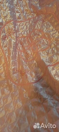 Покрывало на кровать новое