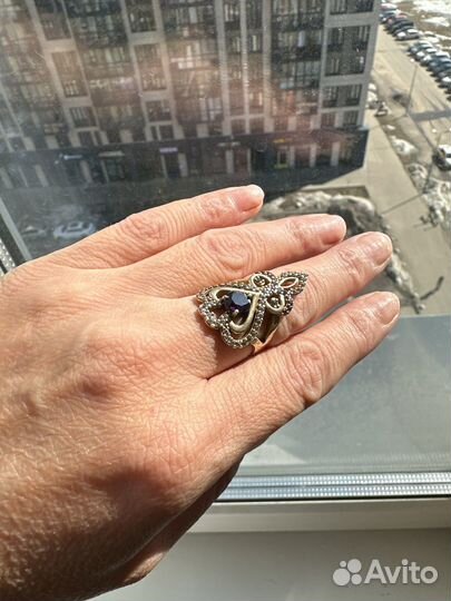 Серебряное кольцо женское с бриллиантом