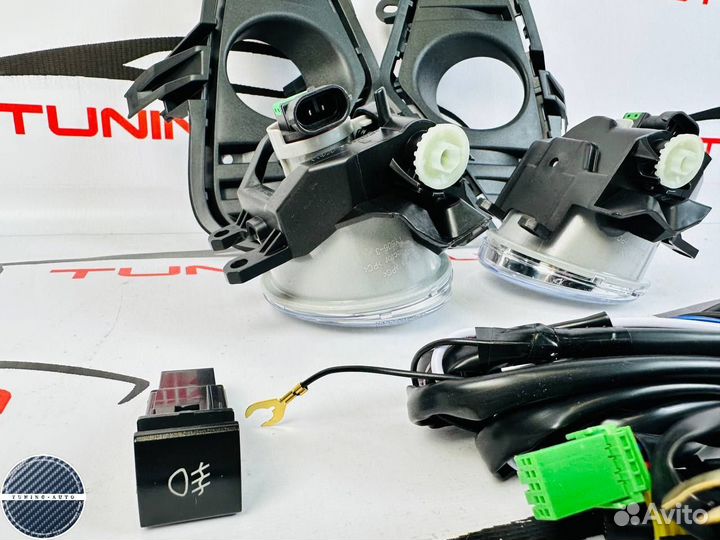 Противотуманки Toyota RAV4 (XA 50 )