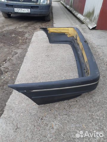 Задний бампер на Ford Orion 1990-1993