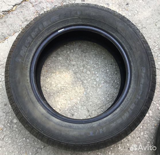 Yokohama Advan ST V802 235/55 R17