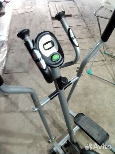 Эллиптический тренажер