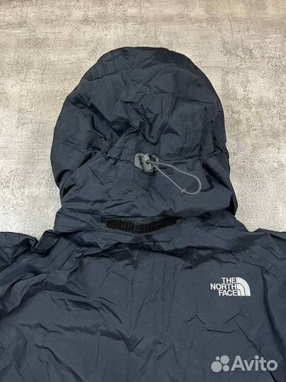 Мембранная ветровка The North Face HyVent