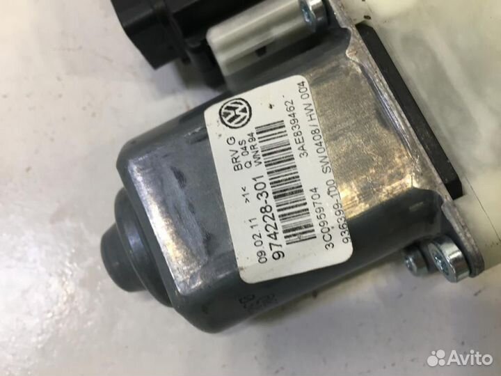 Моторчик стеклоподъемника Volkswagen Passat B7