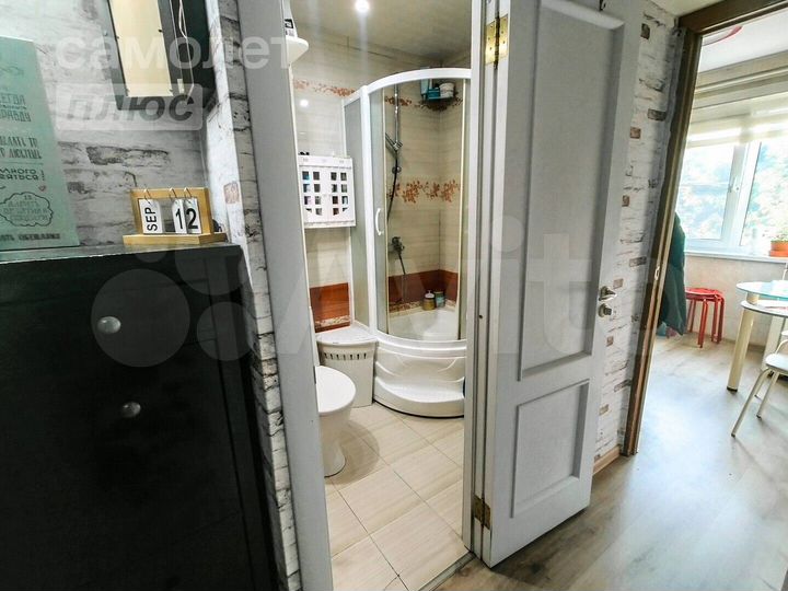 2-к. квартира, 42 м², 3/5 эт.