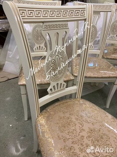 Стул новый деревянный