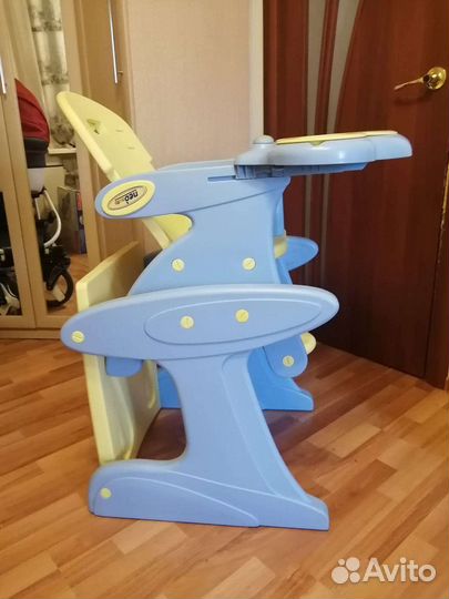 Детский столик для кормления