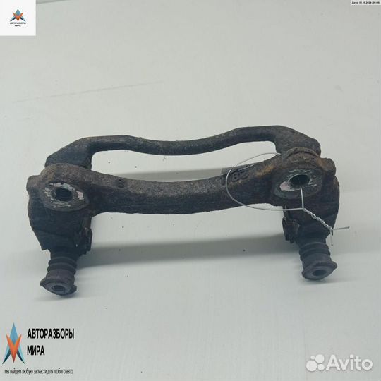 Скоба суппорта Ford Explorer 2 1996