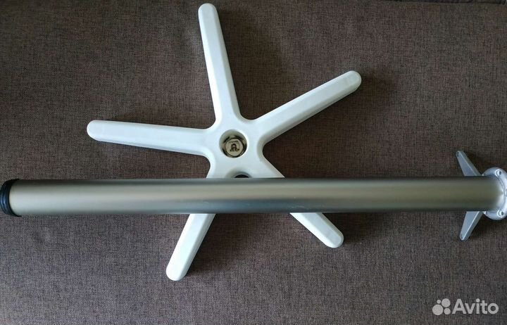 Мебельная фурнитура крестовина и опорная нога