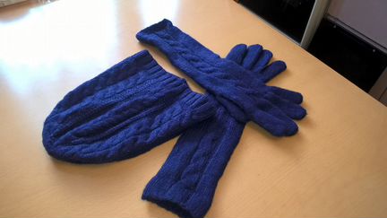 Шапка и перчатки