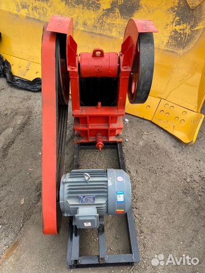 Щековая дробилка ре 150х250