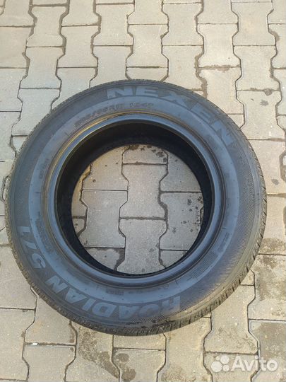 Nexen Roadian 571 265/65 R17 104T