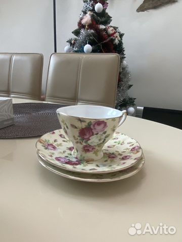 Чашка и два блюдца