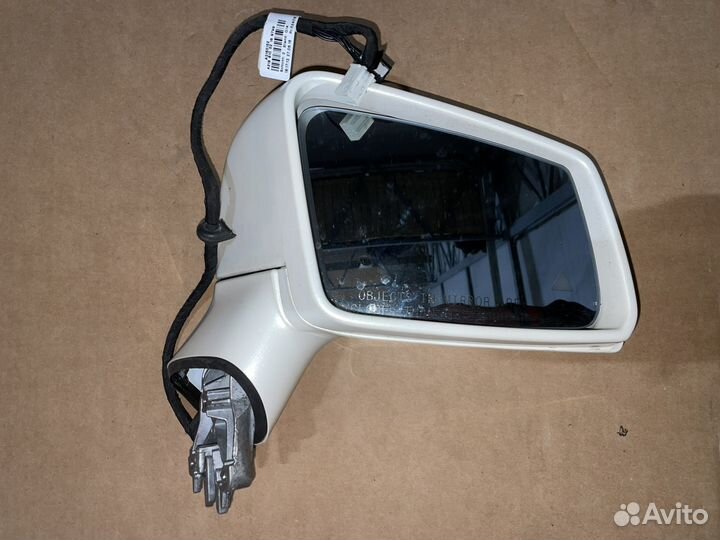 Зеркало Mercedes-Benz w218 CLS