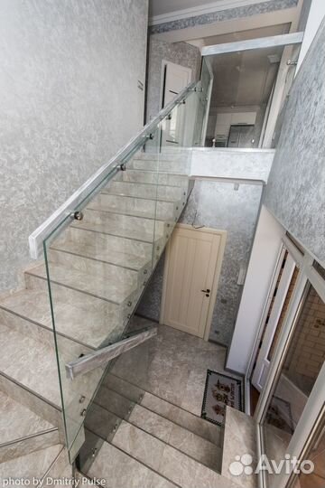 Лестничное ограждение стеклянное без стоек